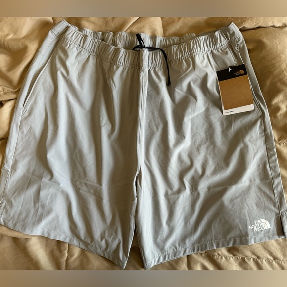 THENORTHFACE wander shorts - Picture 1 of 4